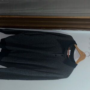 Old Navy Men's V-Neck Sweater - Dark Gray